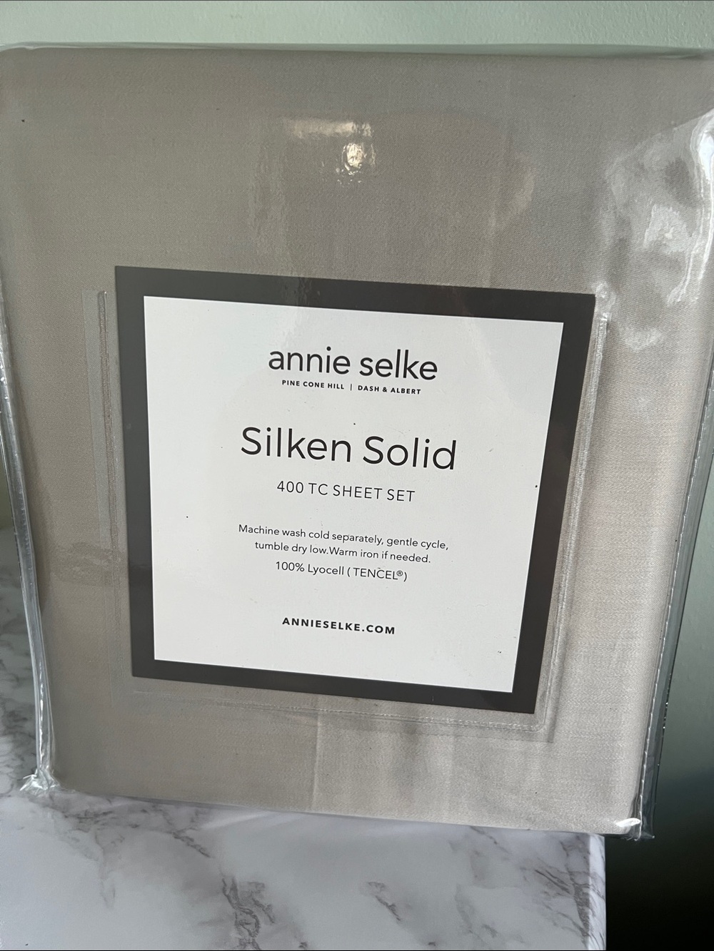 Annie Selke Silken Solid 400 TC Sheet Set in Taupe